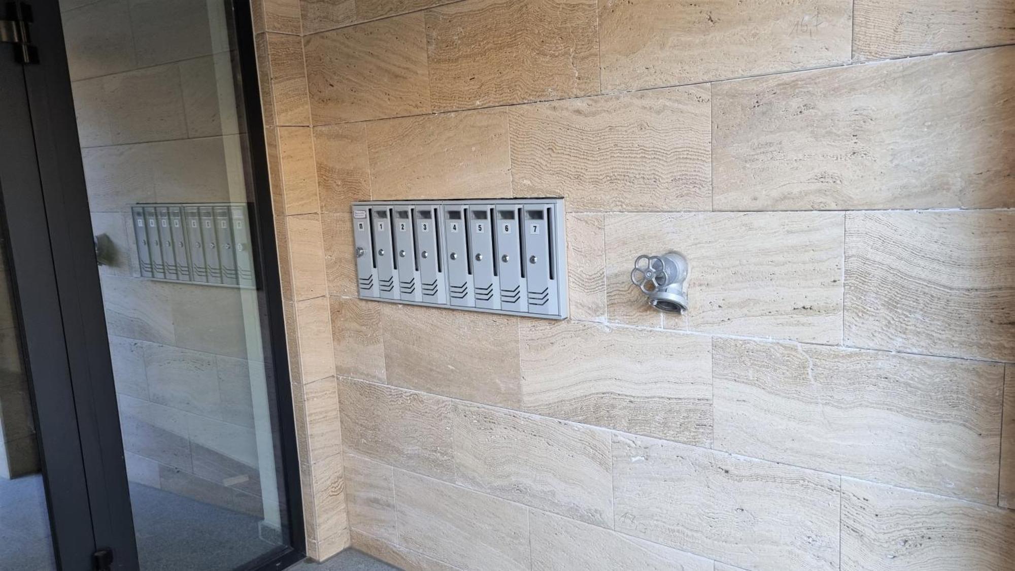 Luxury Quiet Apartment In The City Center Plovdiv Exterior foto